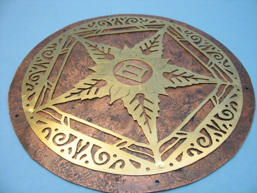 Replica of Gehn's Crest