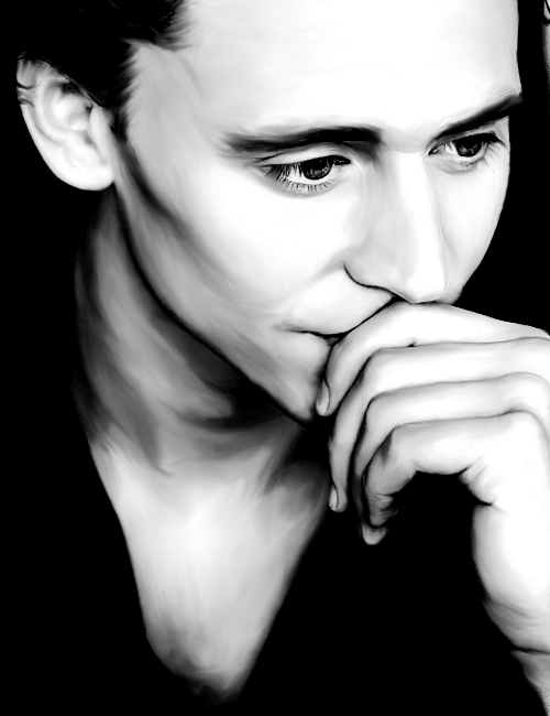 Tom Hiddleston