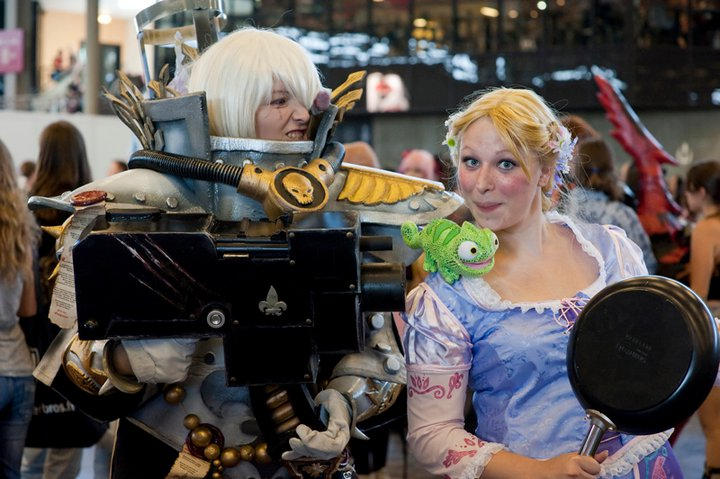 Frying pan weapon ? HERETIC by dinotiste on DeviantArt