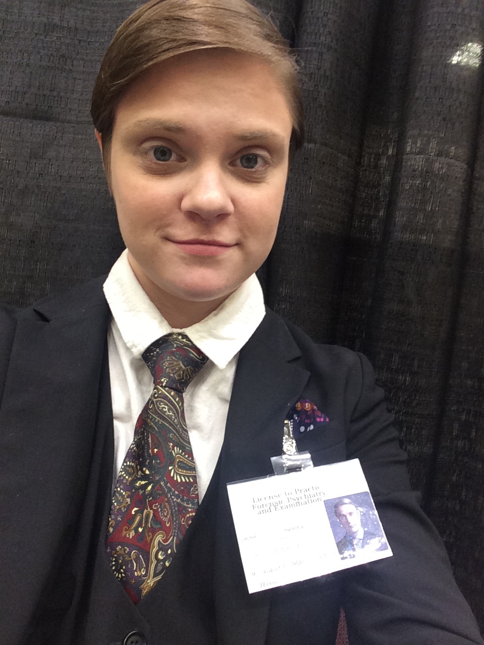 Hannibal Lecter Cosplay-Selfie