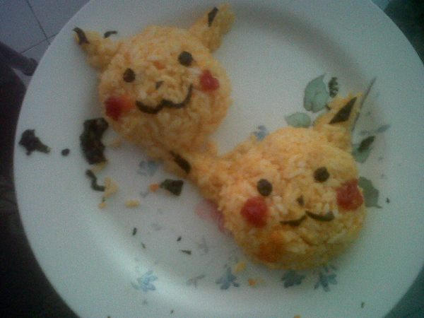 Pickachu Rice Ball pikachu riceballs by RaniaSunggiardi on DeviantArt