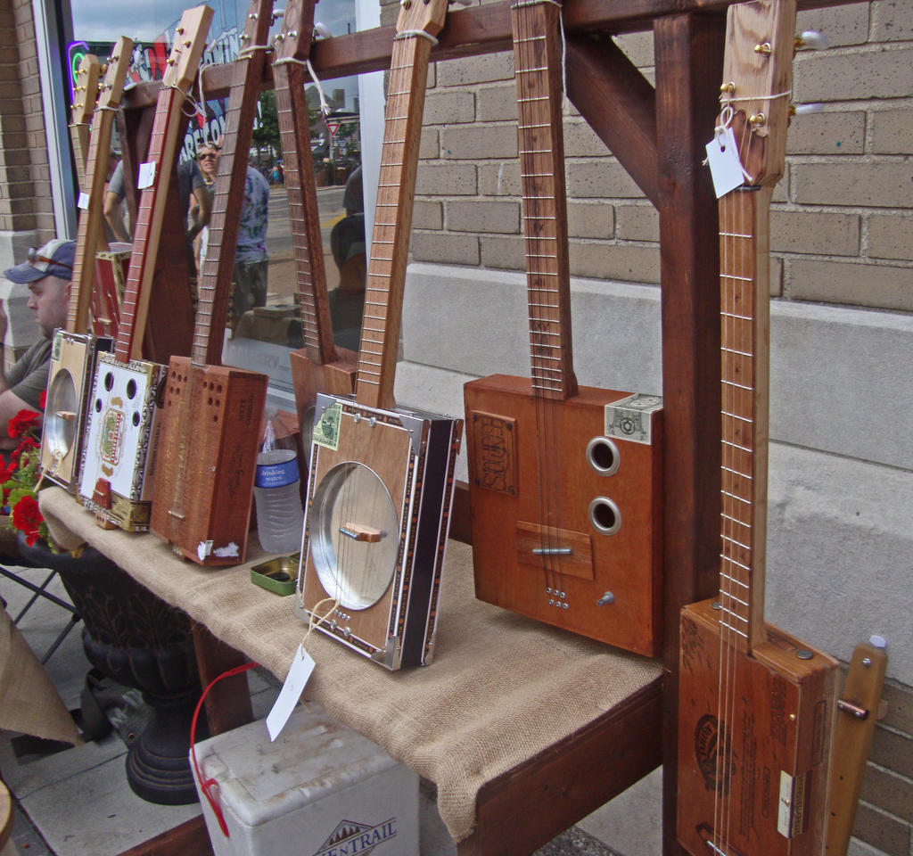 cigar box string instruments