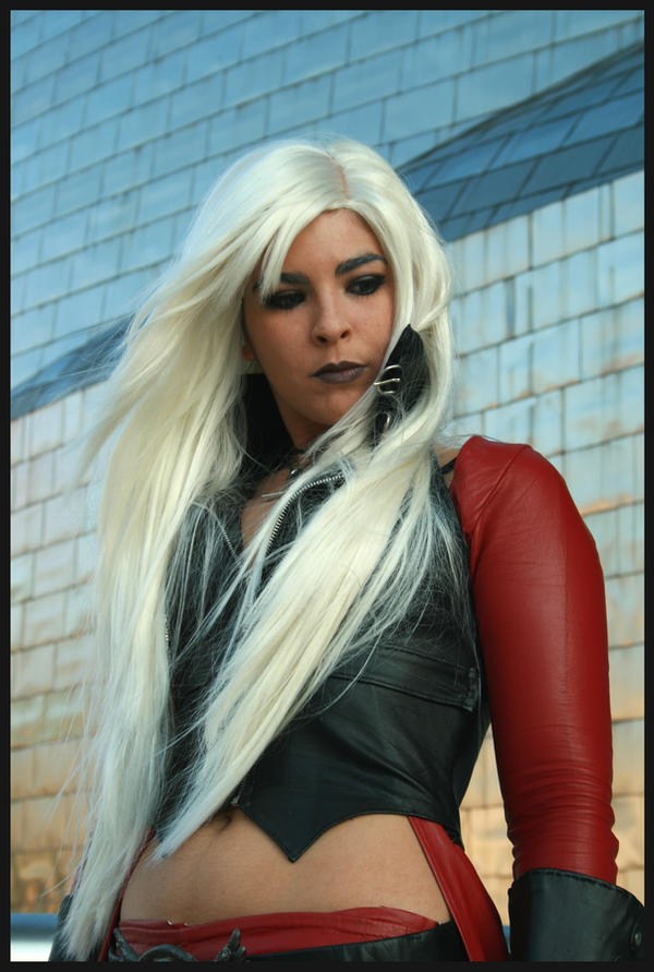 Female Dante in Guggenheim by Core-Ray