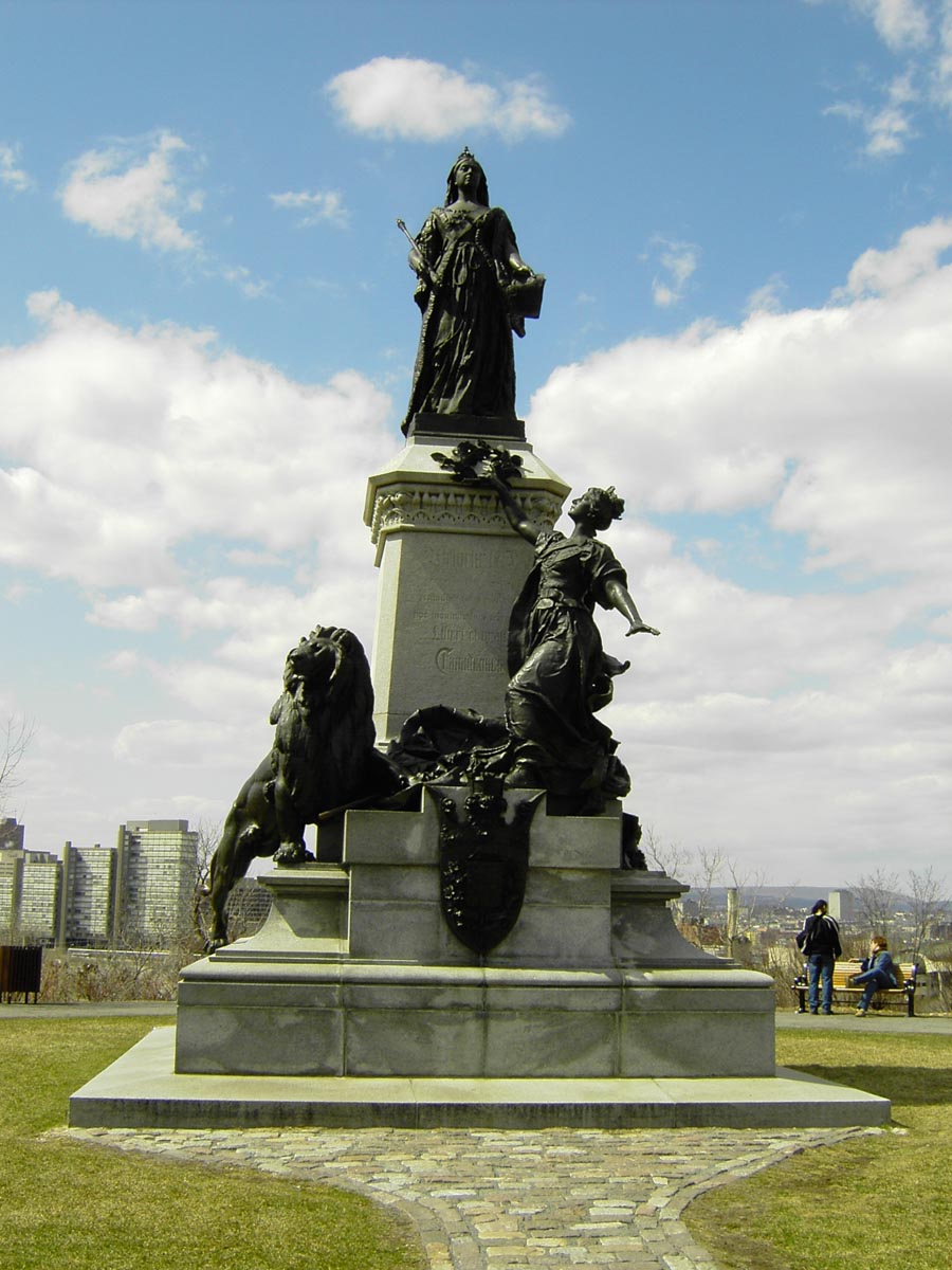 Queen Victoria in bronze