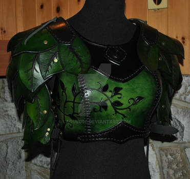 women leather armor