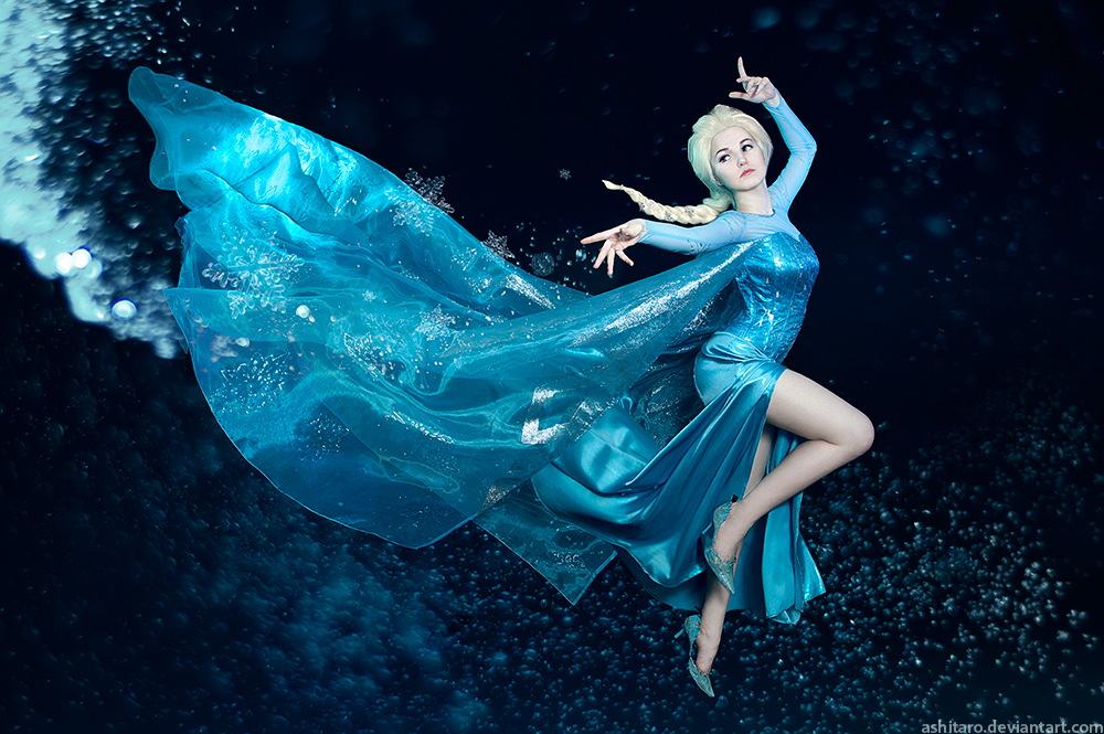Queen Elsa by KikoLondon on DeviantArt