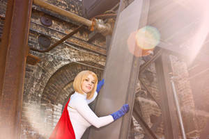 Power Girl Cosplay