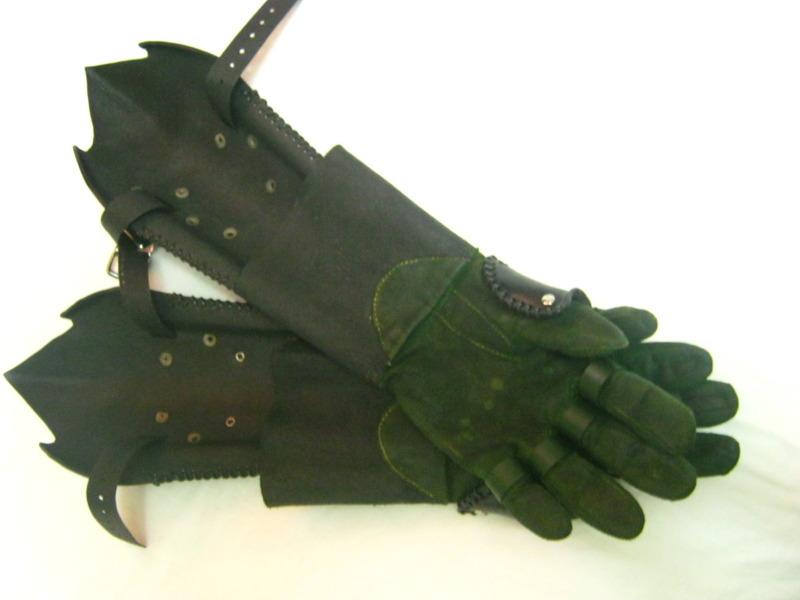 Dragon Vambrace