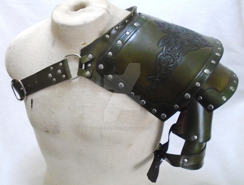 Green Celtic Shoulder Pauldron by OfTheGodsBlood Green Celtic Shoulder Pauldron by OfTheGodsBlood