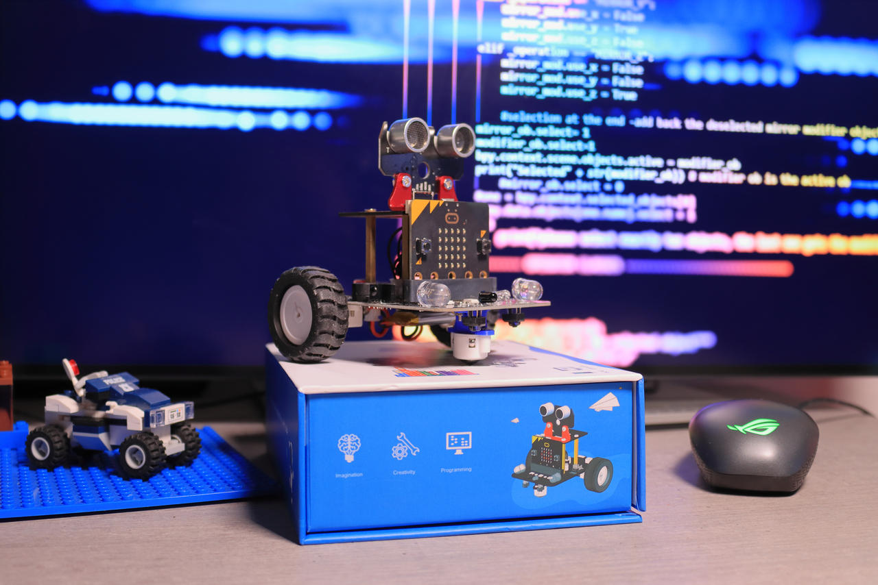 Robot programming stem kit. STEM education by gabimedia on DeviantArt
