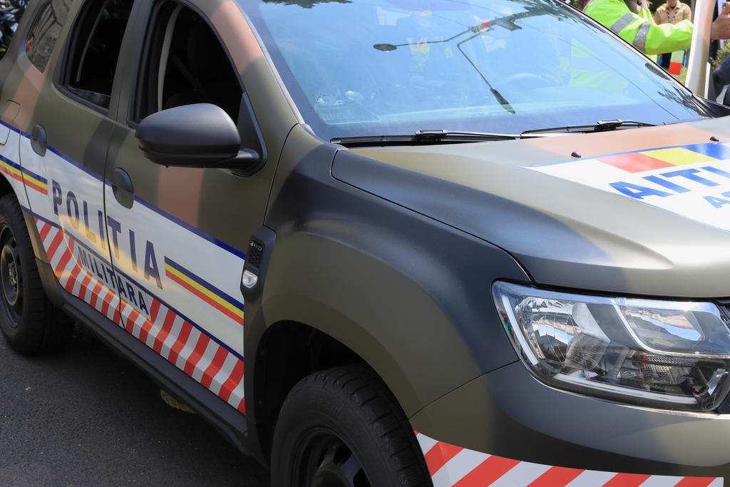 Dacia Dustrer car, Military Police, Romania