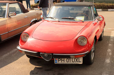 Front view Alfa Romeo Spider 1978, Romania