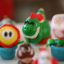 Super Mario figures /Yoshi