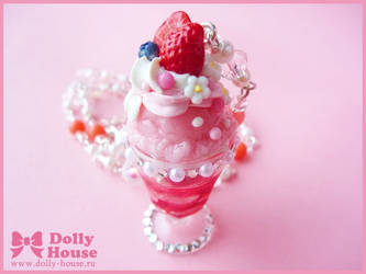 Strawberry Parfait Necklace by Dolly House