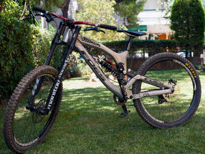 Foes Hydro H2 - DH Rig