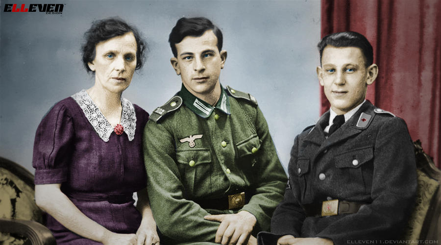 WWII Nazi Family Full Color