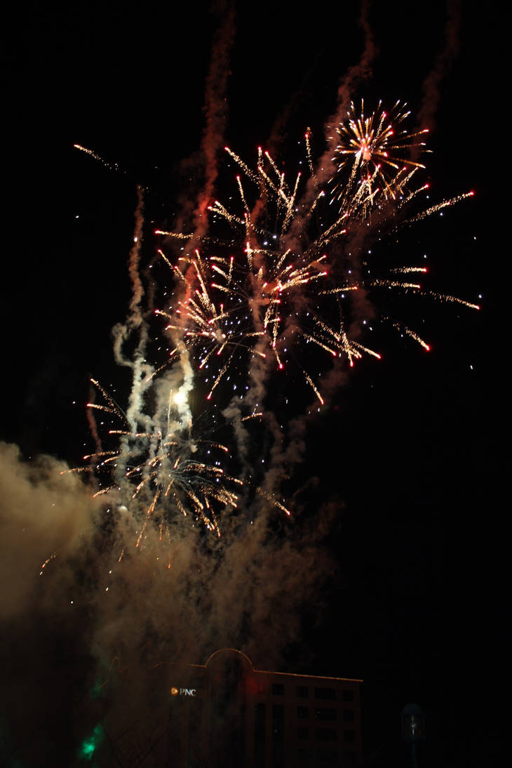 Hollydazzle Fireworks by Photography116 on DeviantArt