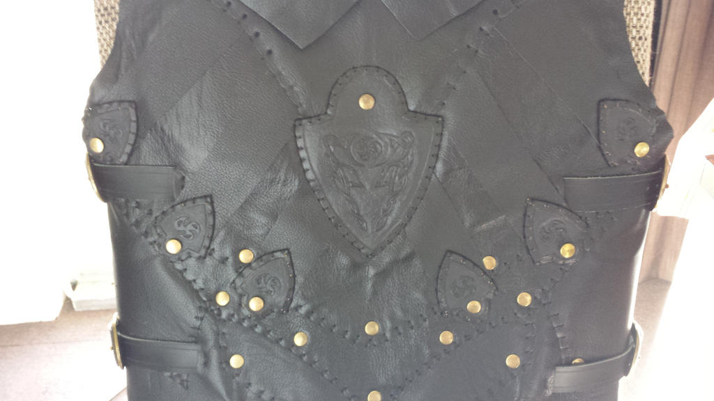 Put on the small emblems by Relaxed86 on DeviantArt