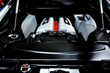 Audi R8GT Engine