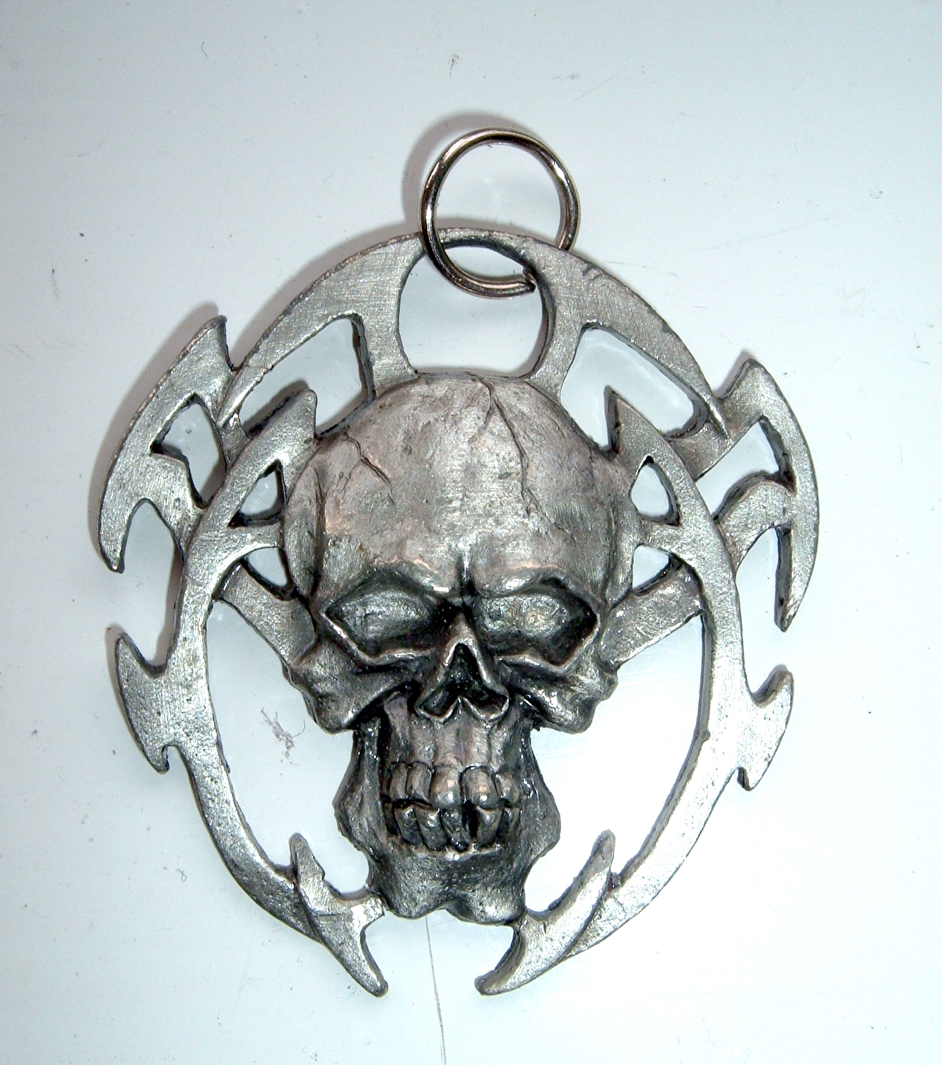 dark skull pendant stock