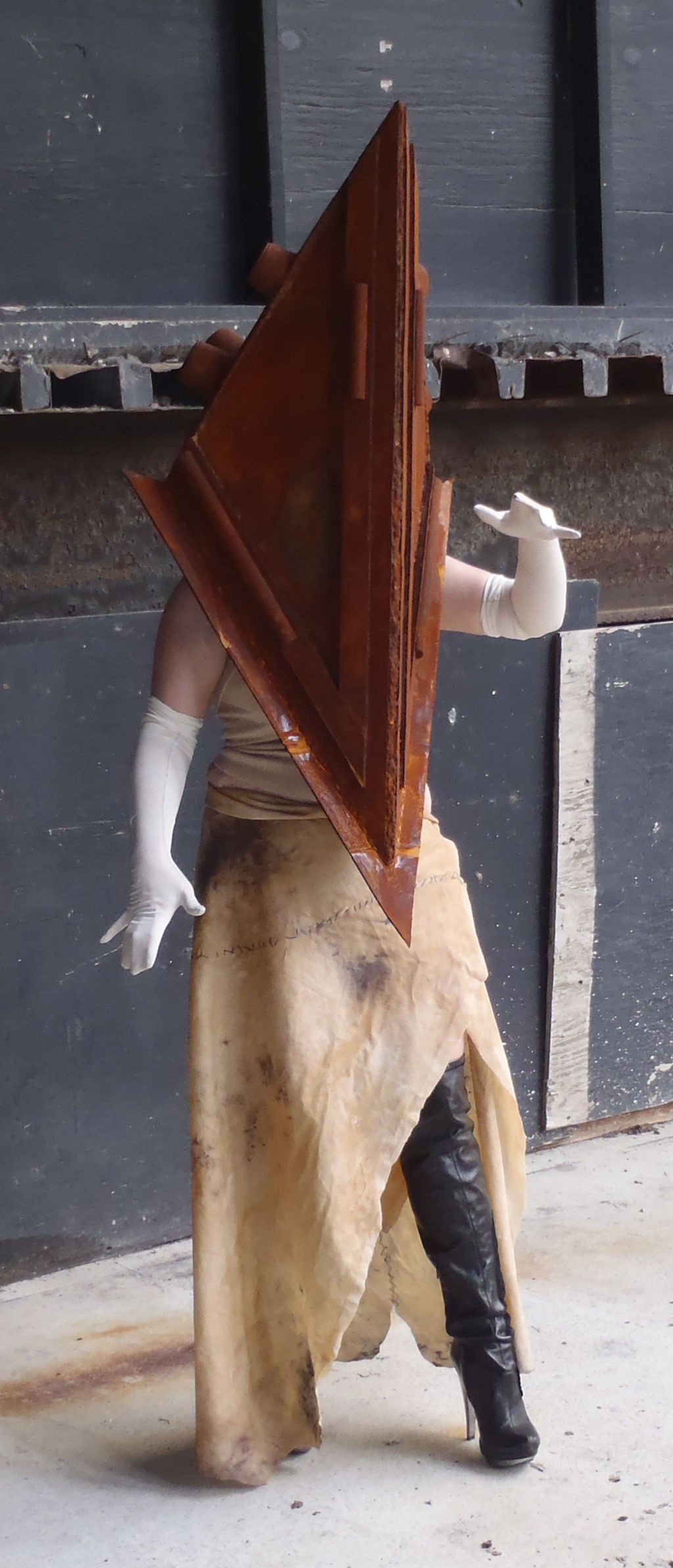 Pyramidal Female Figure Female Pyramid Head by darkerperspective on DeviantArt