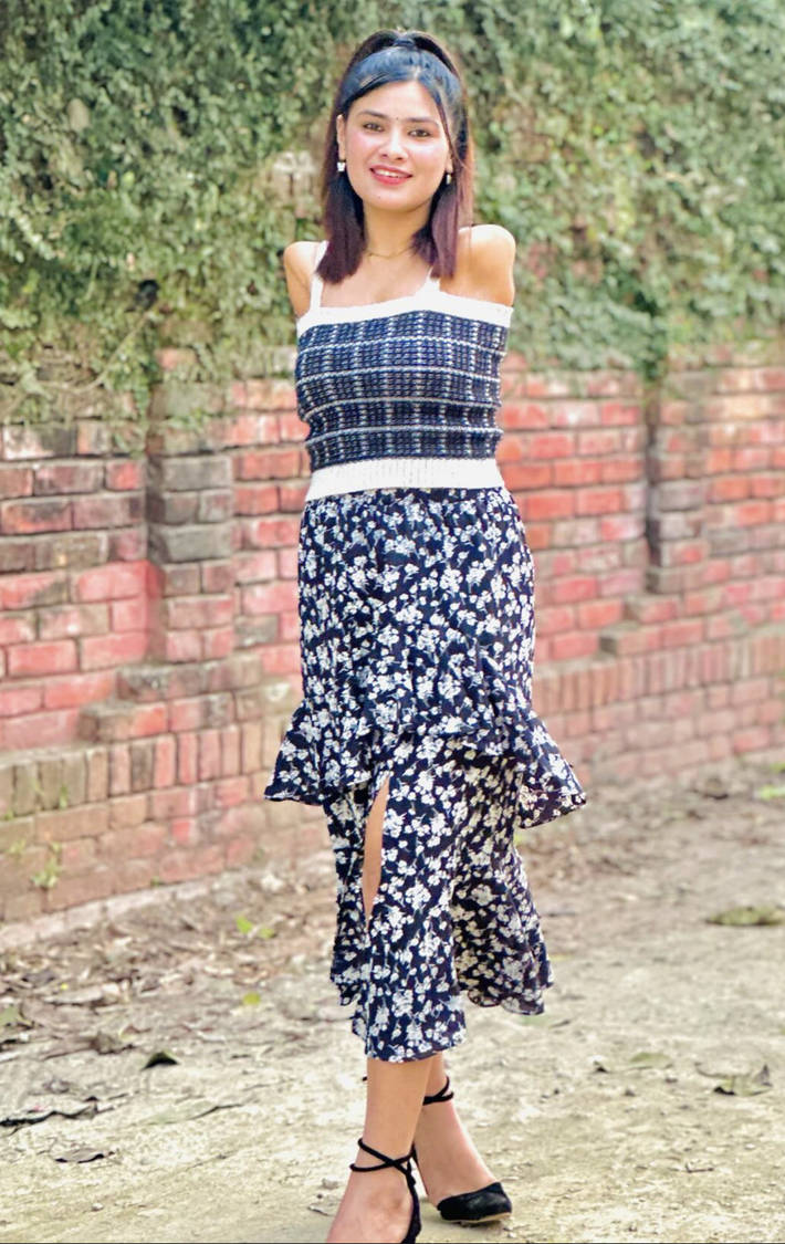 Pretty-armless-girl by Muravej on DeviantArt