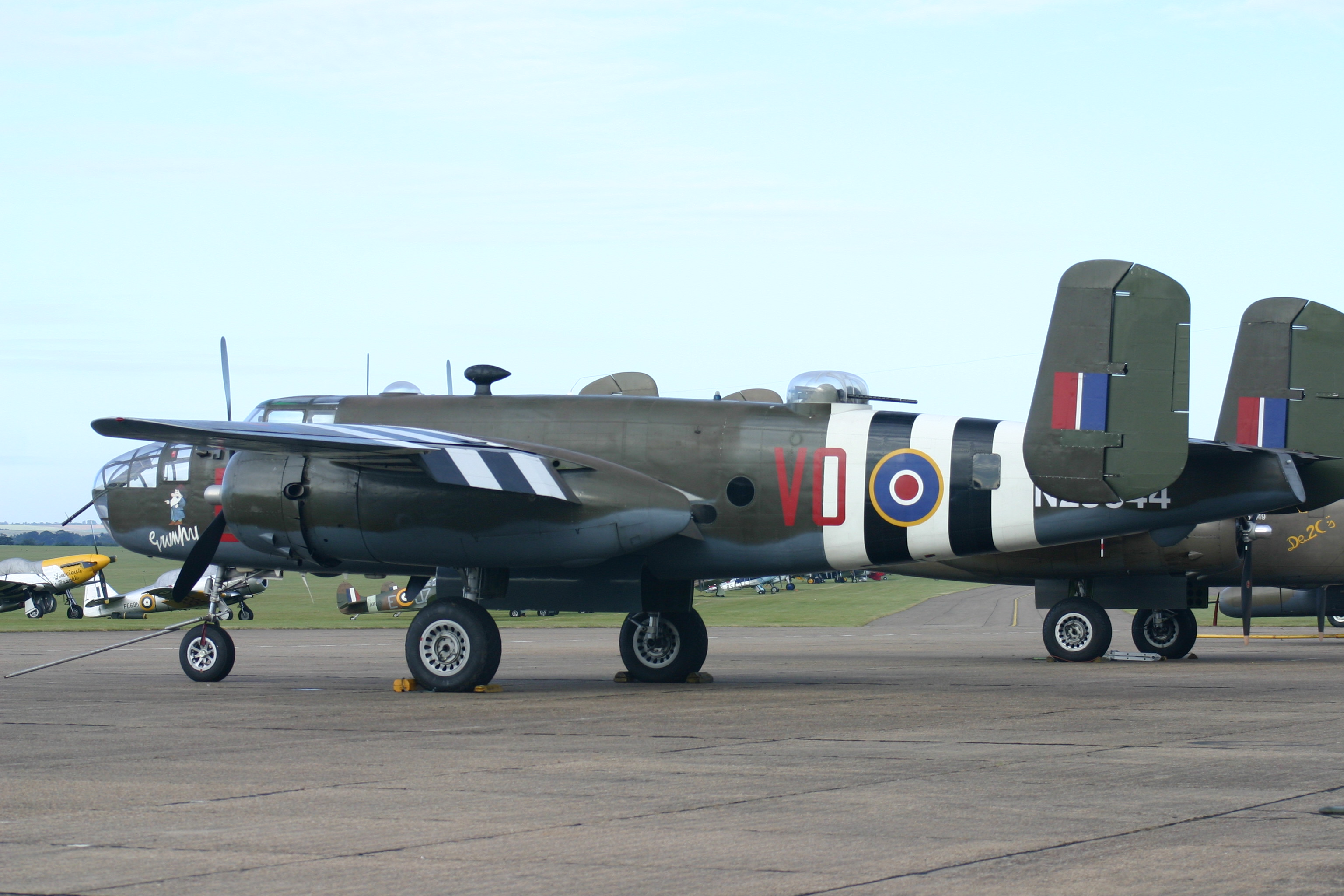 B25D KL161 VO GRUMPY iwm