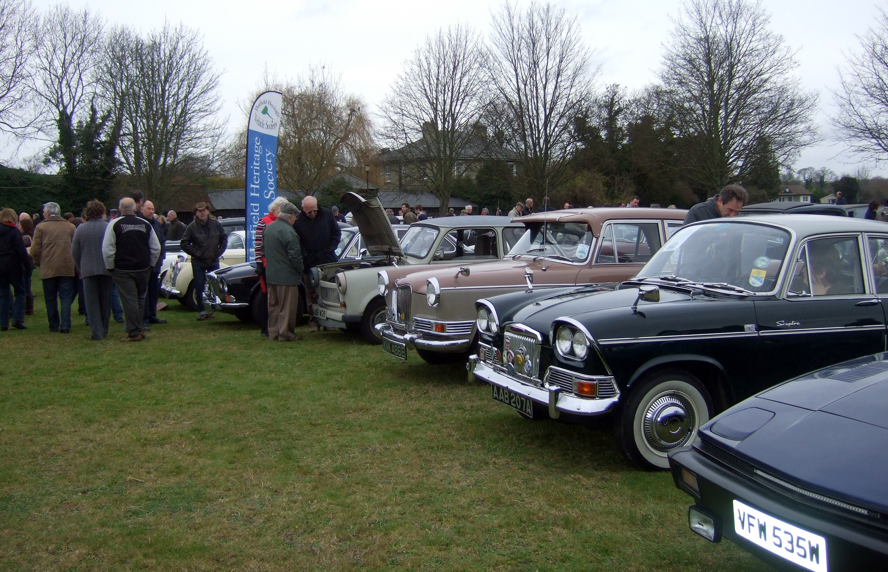 hhvs classic car line up