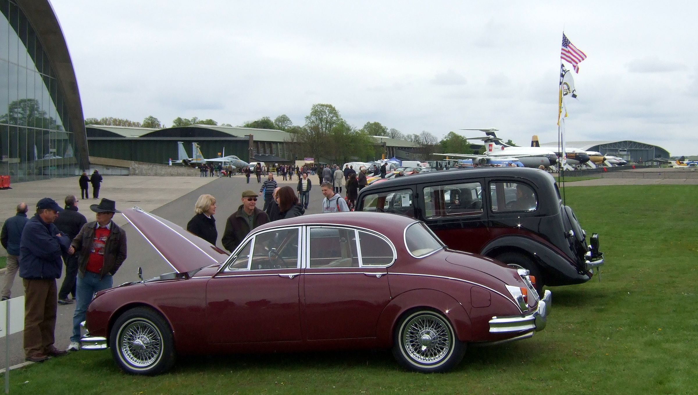 DUXFORD SPRING CAR SHOW view  down the field 2