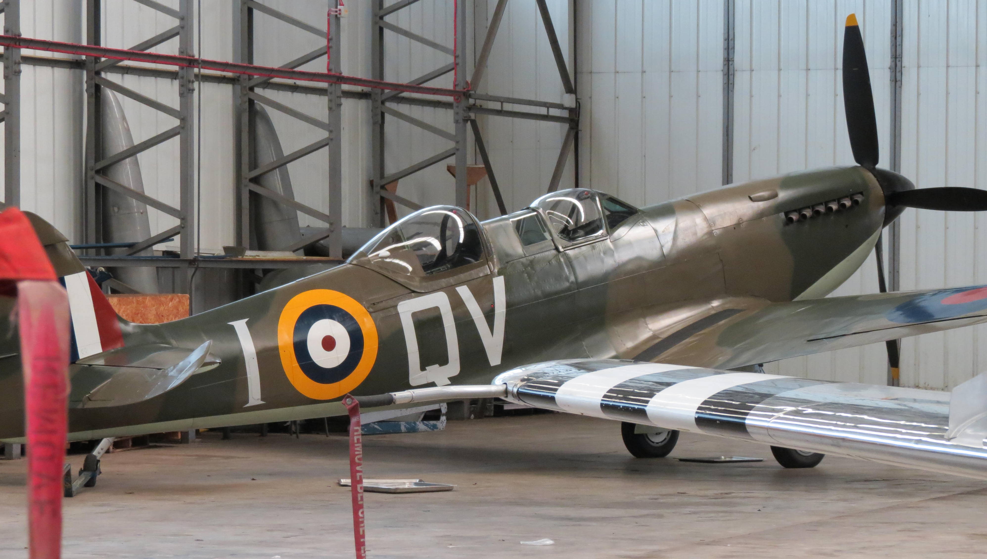 spitfire mk9 ,twin seat, Duxford,