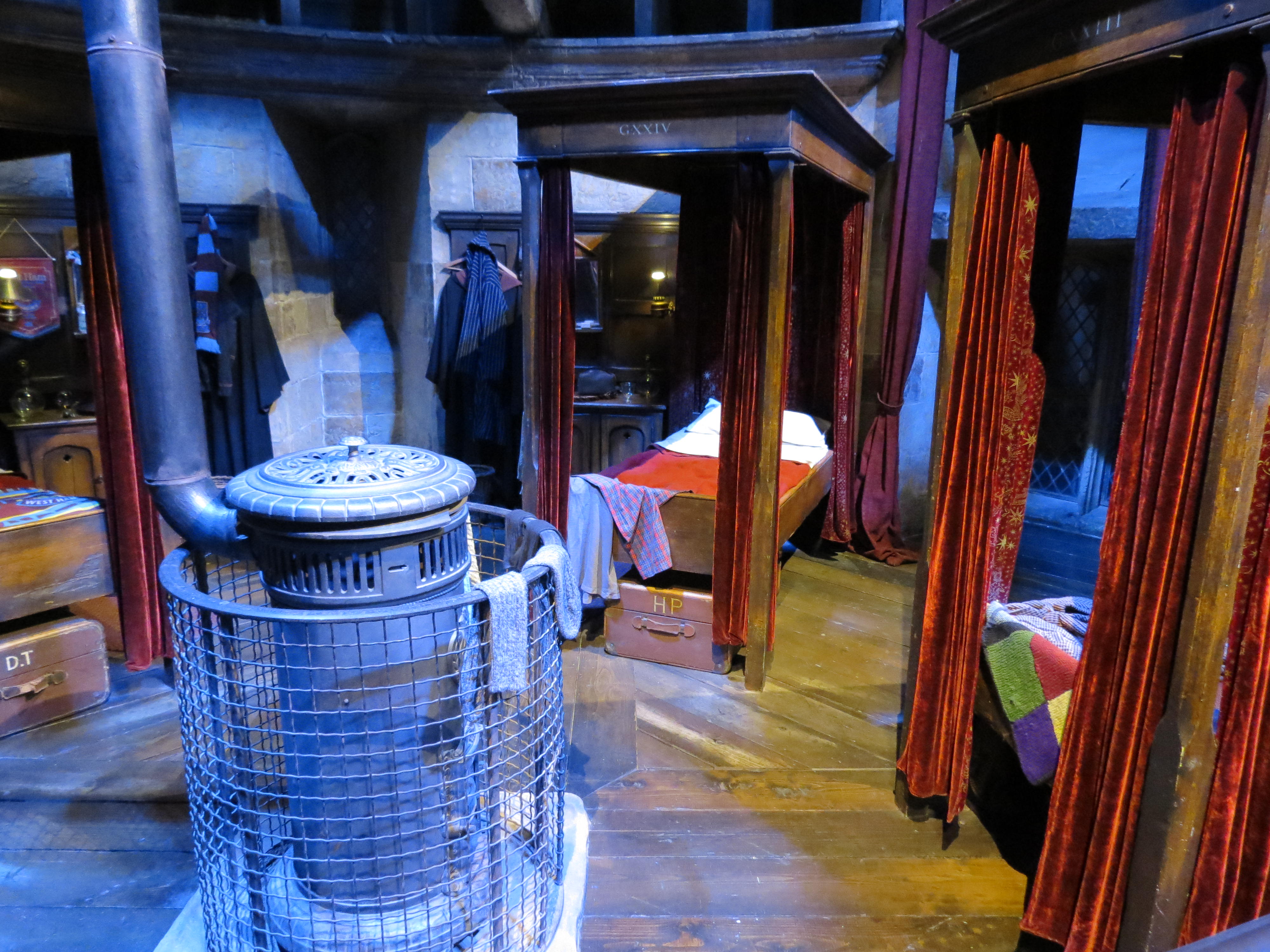 HARRY POTTER studio sets tour ,hogwarts props