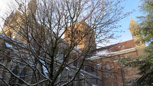 st Albans  in the snow cathedral view 4