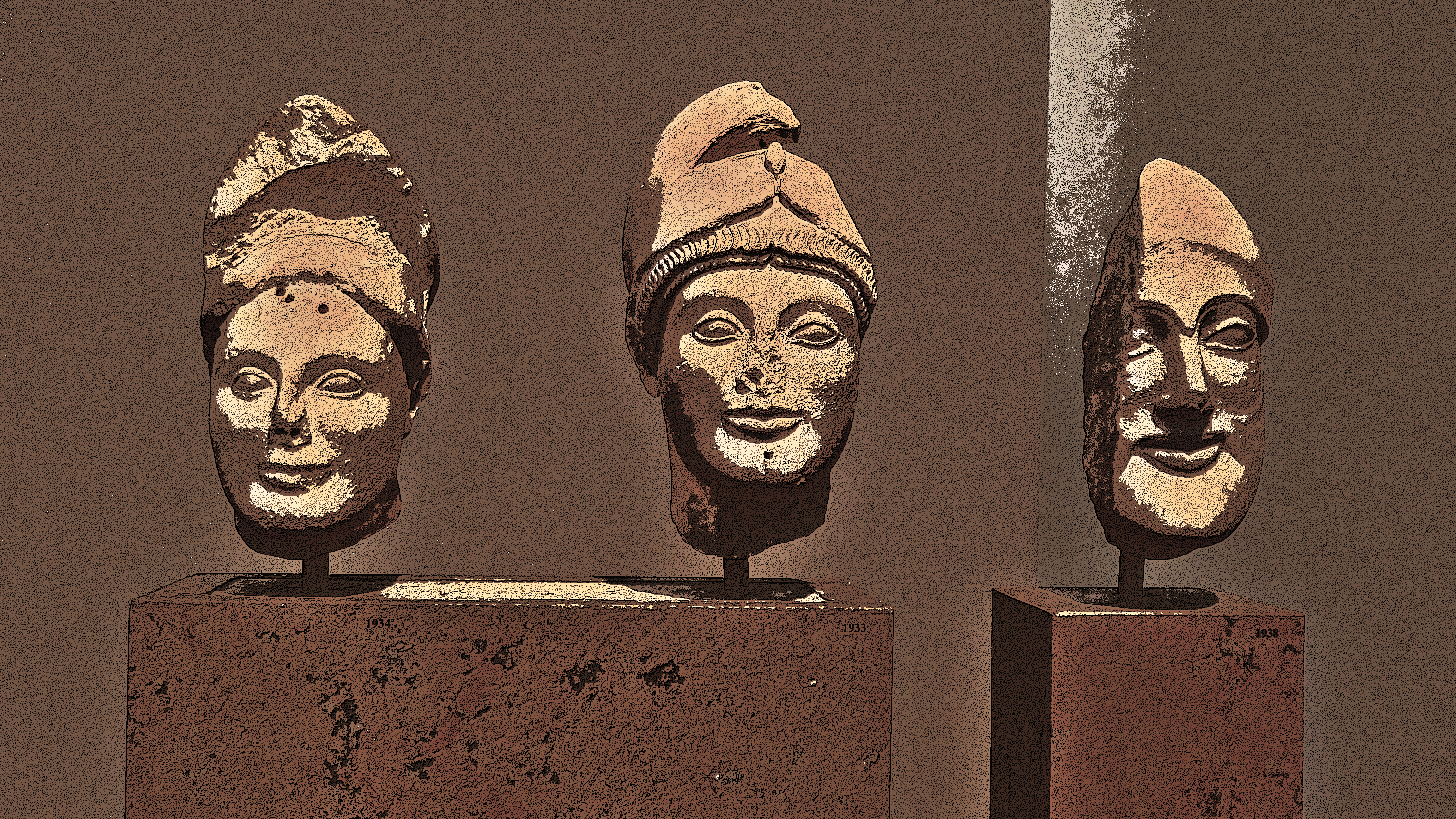 Helmeted soldiers / Hoplites