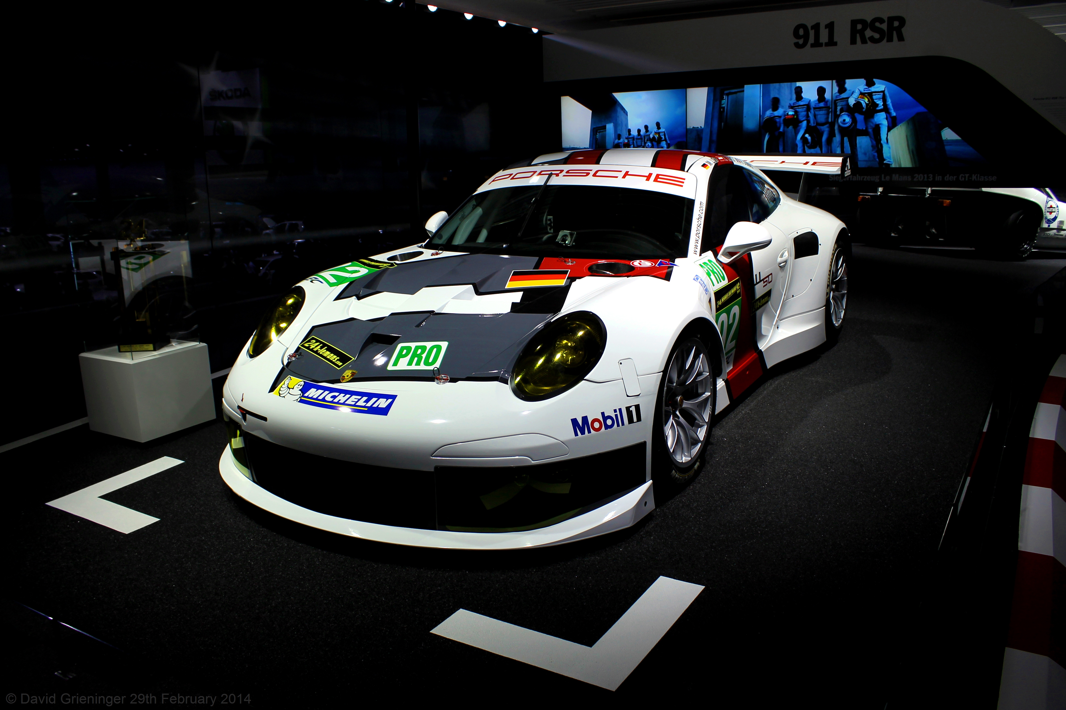 Porsche 911 RSR 2013