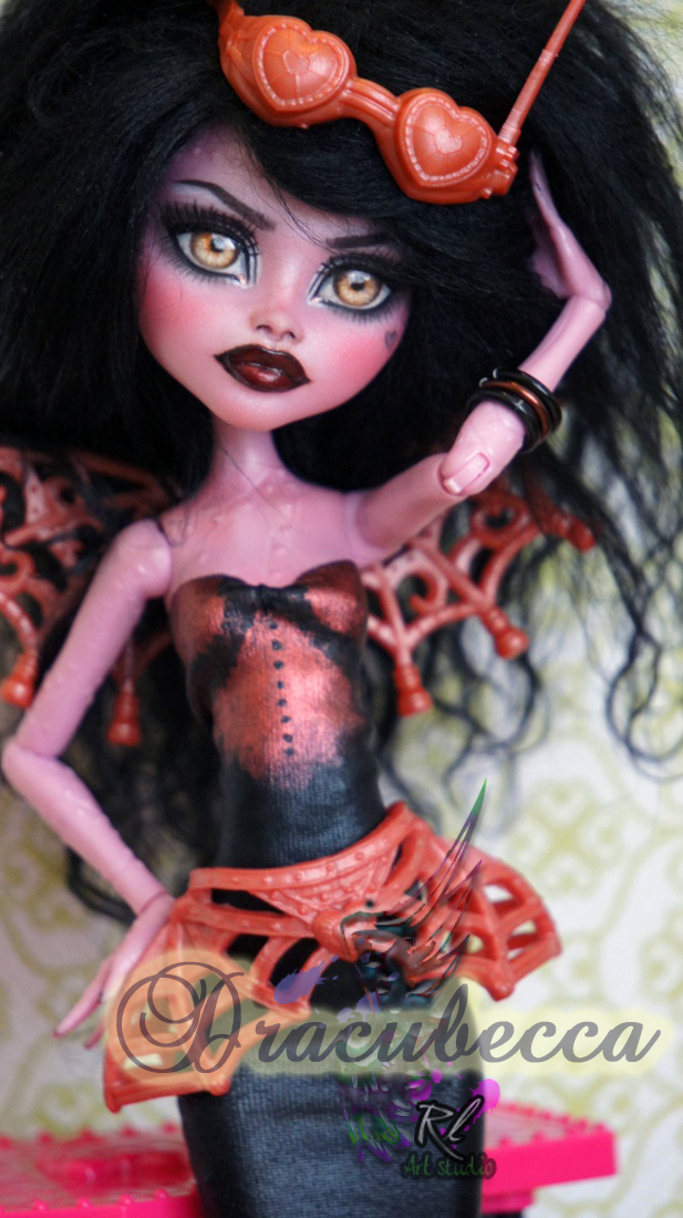 ~Dracubecca~ Monster High Dracubecca repaint