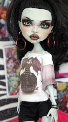 Monster High Scarah Screams OOAK repaint ~Donna~