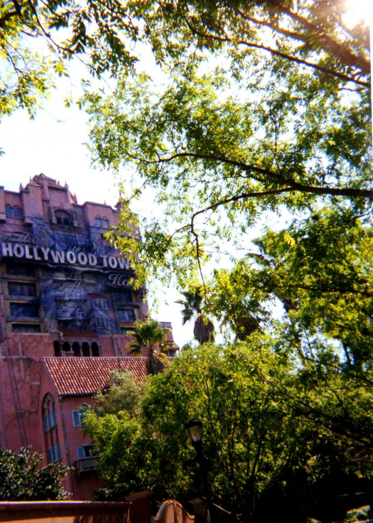 The Hollywood Tower Hotel by extremeninjakitty on DeviantArt