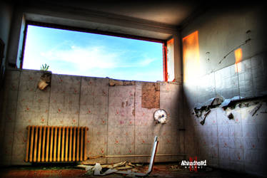 - abandoned school V2 -
