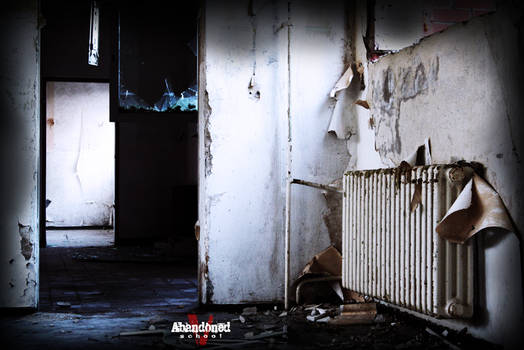 - abandoned school V5 -