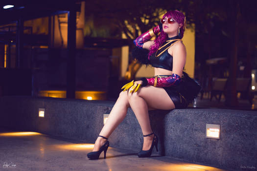 Evelynn is waiting for love~