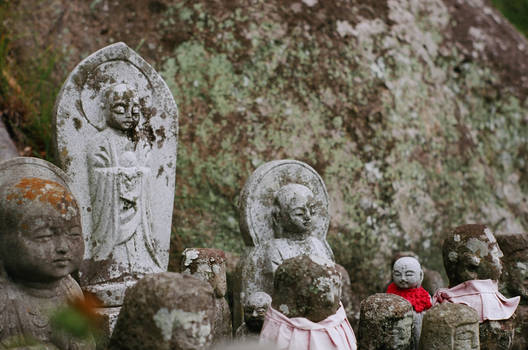 Tiny Stone Statues (Japan)