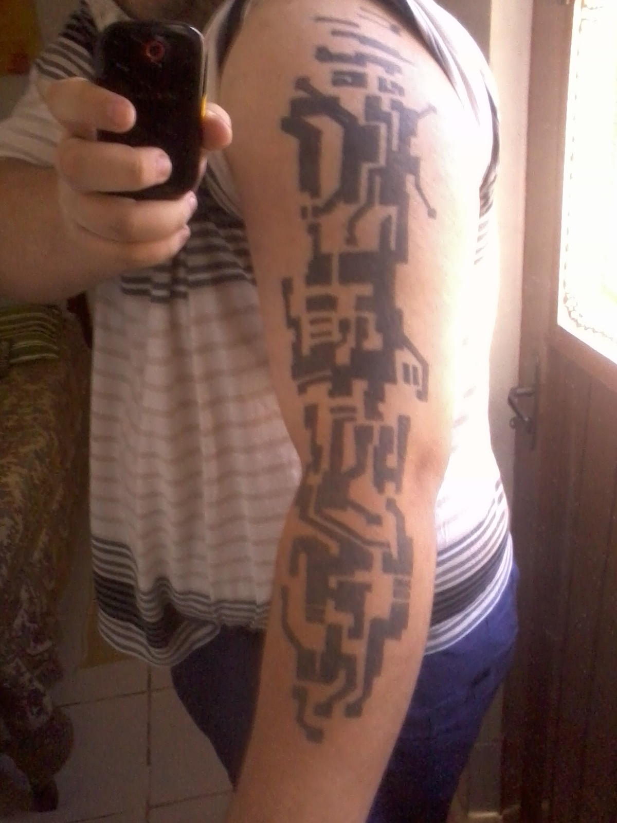 mirror's edge sleeve #2