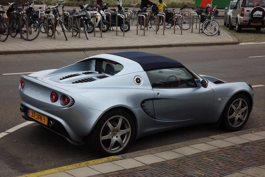 lotus: rear by XDRO2 on DeviantArt