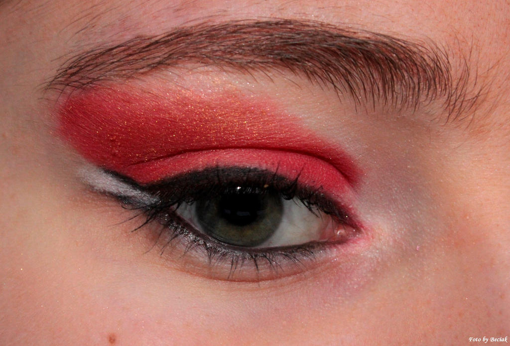 The Hunger Game- Katniss make-up.