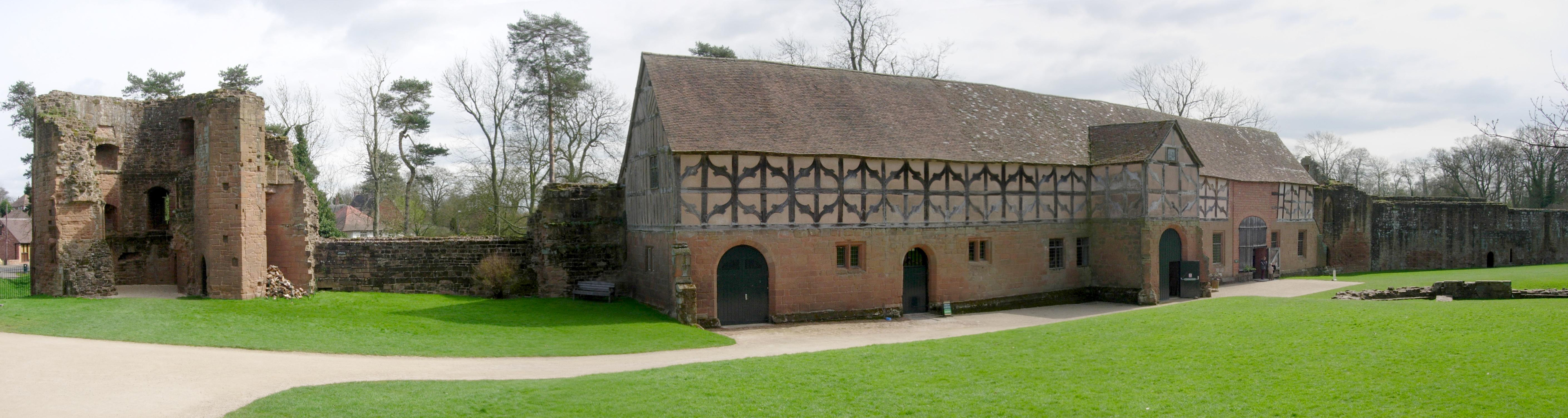 Kenilworth Castle 01