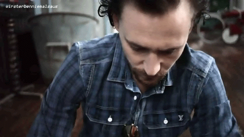 Tom Hiddleston looking into your soul by shina88