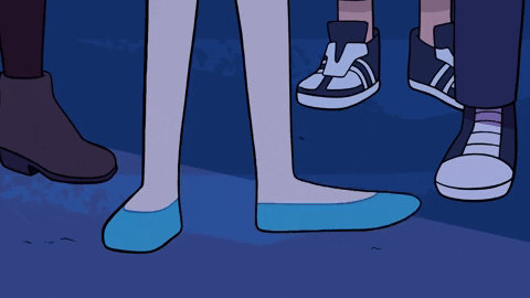 Pearl tapping her foot by yonok on DeviantArt