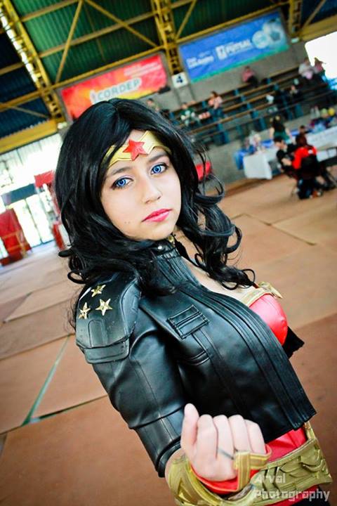 Wonder woman in Ficosplay