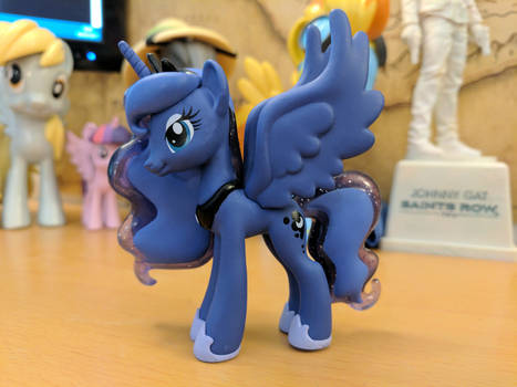 Princess Luna Figurine Mystery Mini 3