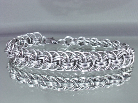 Viper Basket Chainmail Bracelet